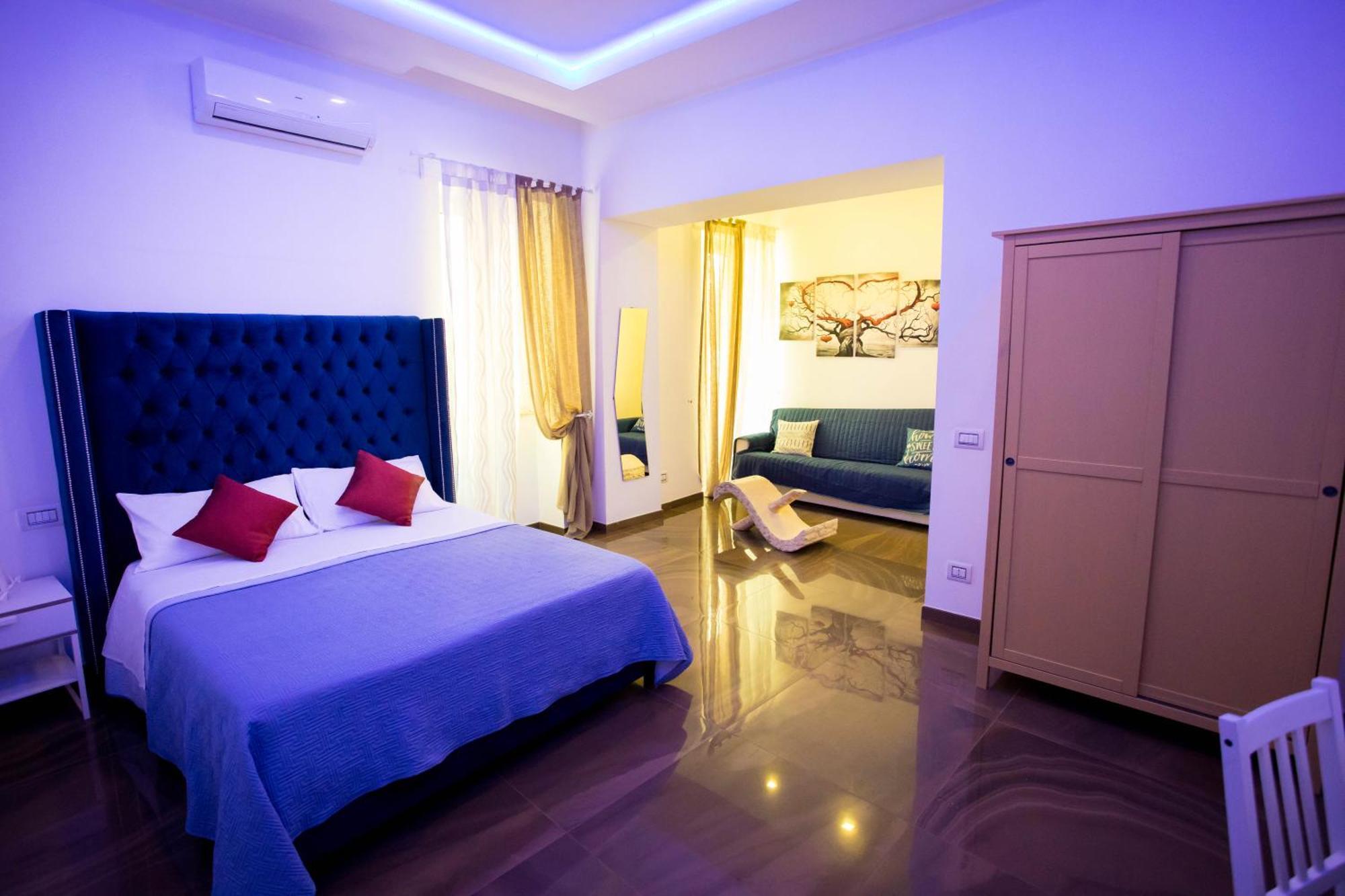 Palazzo 15 Napoli Bed & Breakfast ภายนอก รูปภาพ