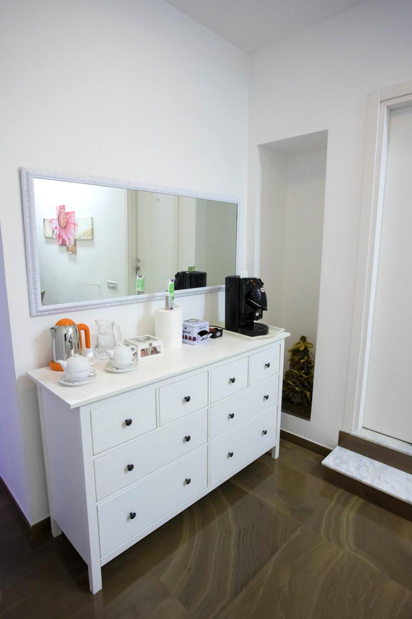 Palazzo 15 Napoli Bed & Breakfast ภายนอก รูปภาพ