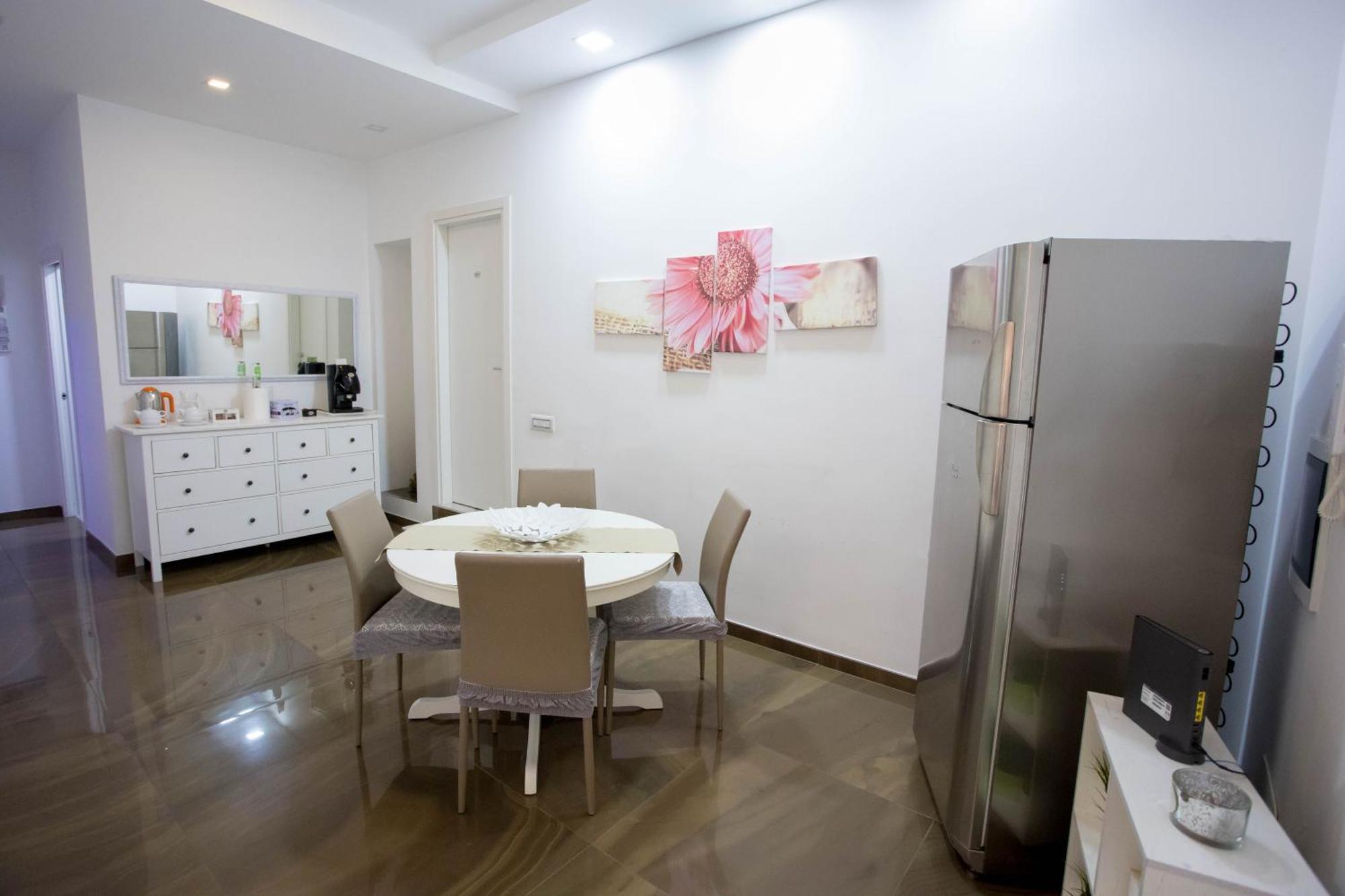 Palazzo 15 Napoli Bed & Breakfast ภายนอก รูปภาพ