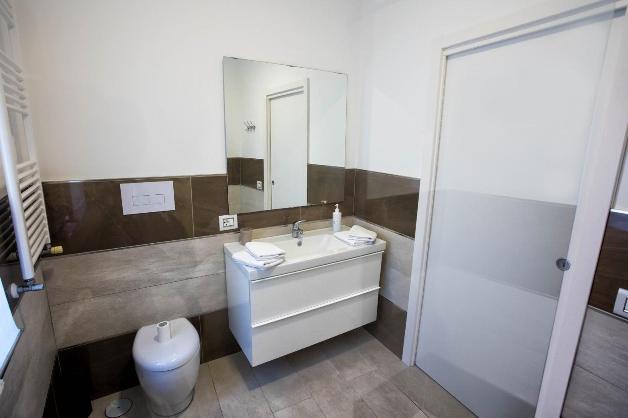 Palazzo 15 Napoli Bed & Breakfast ภายนอก รูปภาพ